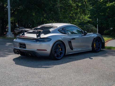 Certified 2024 Porsche 718 Cayman GT4 RS RWD image 7