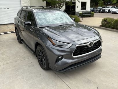 Used 2023 Toyota Highlander XLE