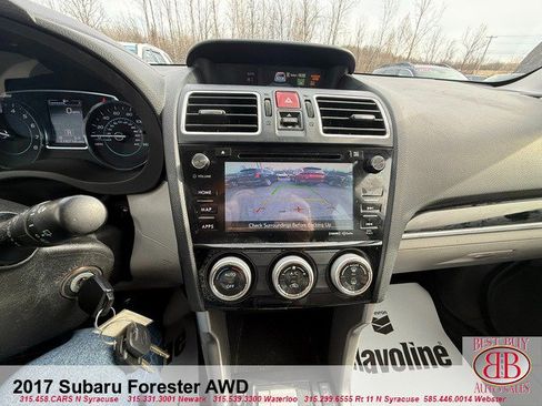 Used 2017 Subaru Forester 2.5i Limited AWD/4WD image 31