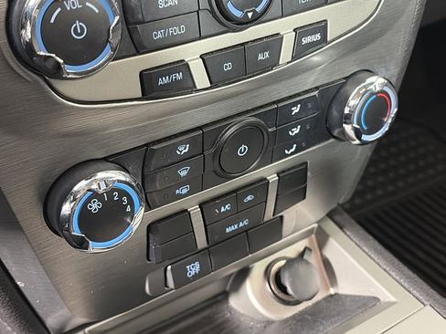 Used 2011 Ford Fusion SE image 20