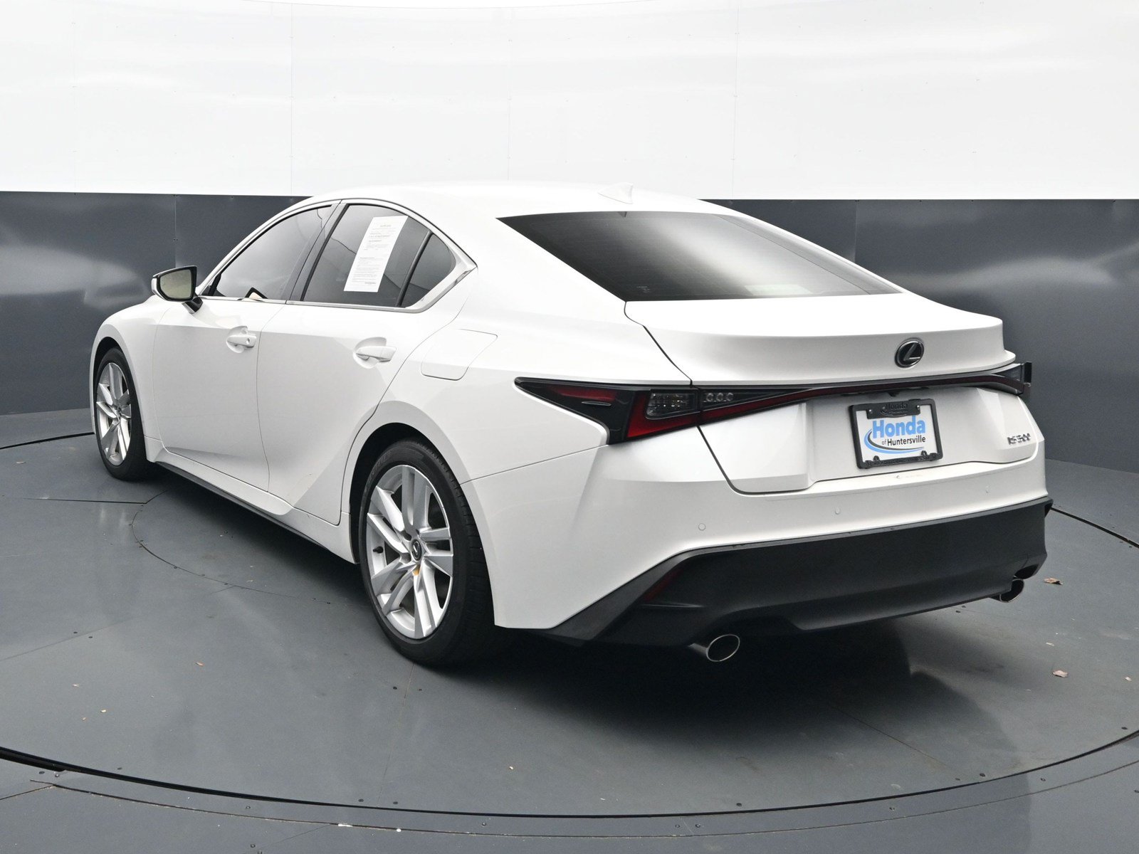 Used 2024 Lexus IS 300 w/ Comfort Package RWD image 5