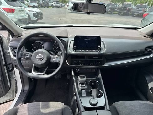 Used 2023 Nissan Rogue SV AWD/4WD image 20