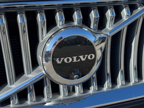 Used 2024 Volvo XC90 B6 Ultimate image 8