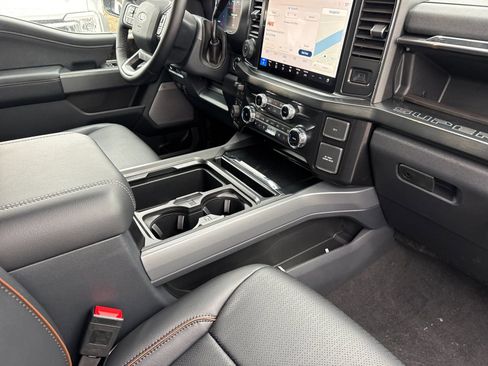 New 2026 Ford F250 Lariat w/ Lariat Premium Package image 16