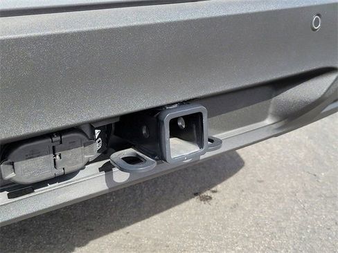 Used 2025 Ford Explorer Active image 22