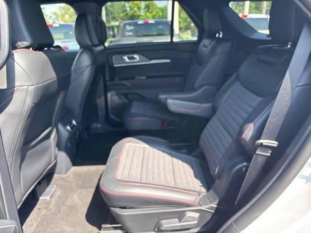 New 2026 Ford Explorer ST-Line AWD/4WD image 23
