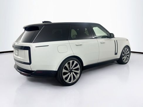 New 2026 Land Rover Range Rover SE image 5