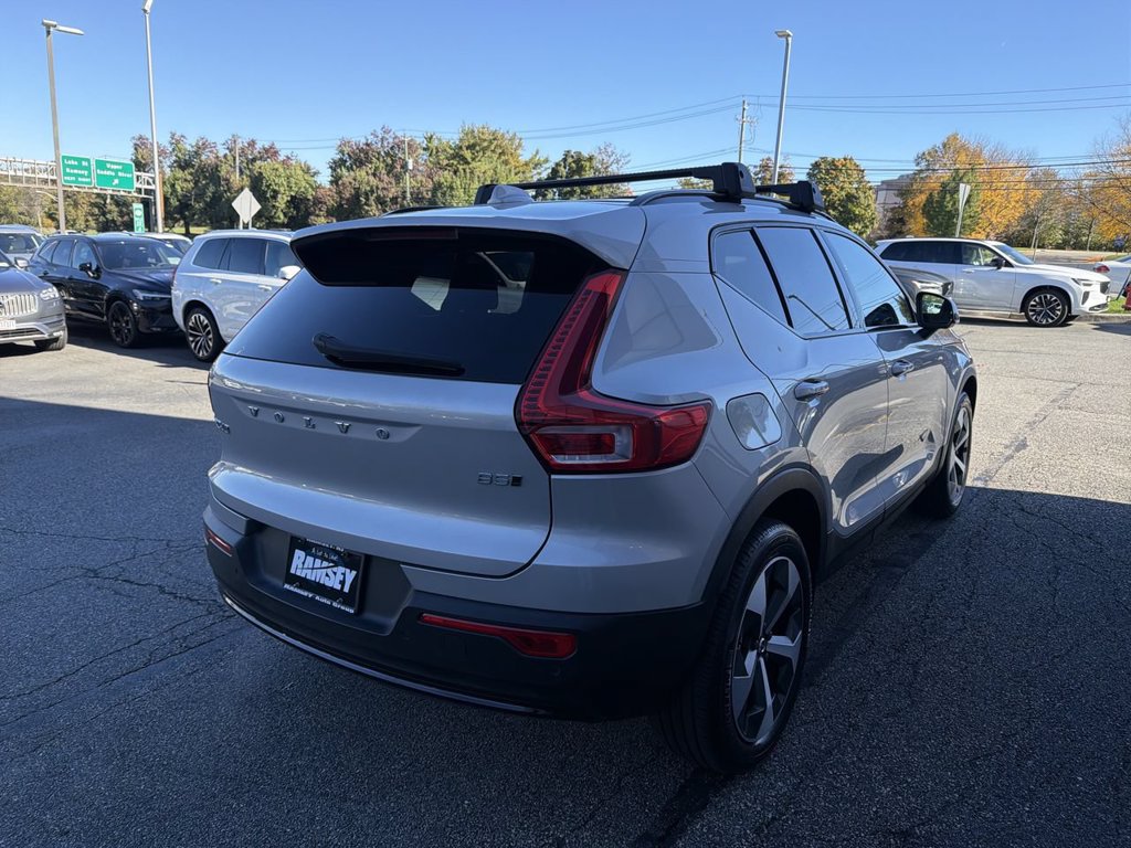 Certified 2025 Volvo XC40 B5 Plus w/ Climate Package AWD/4WD image 8