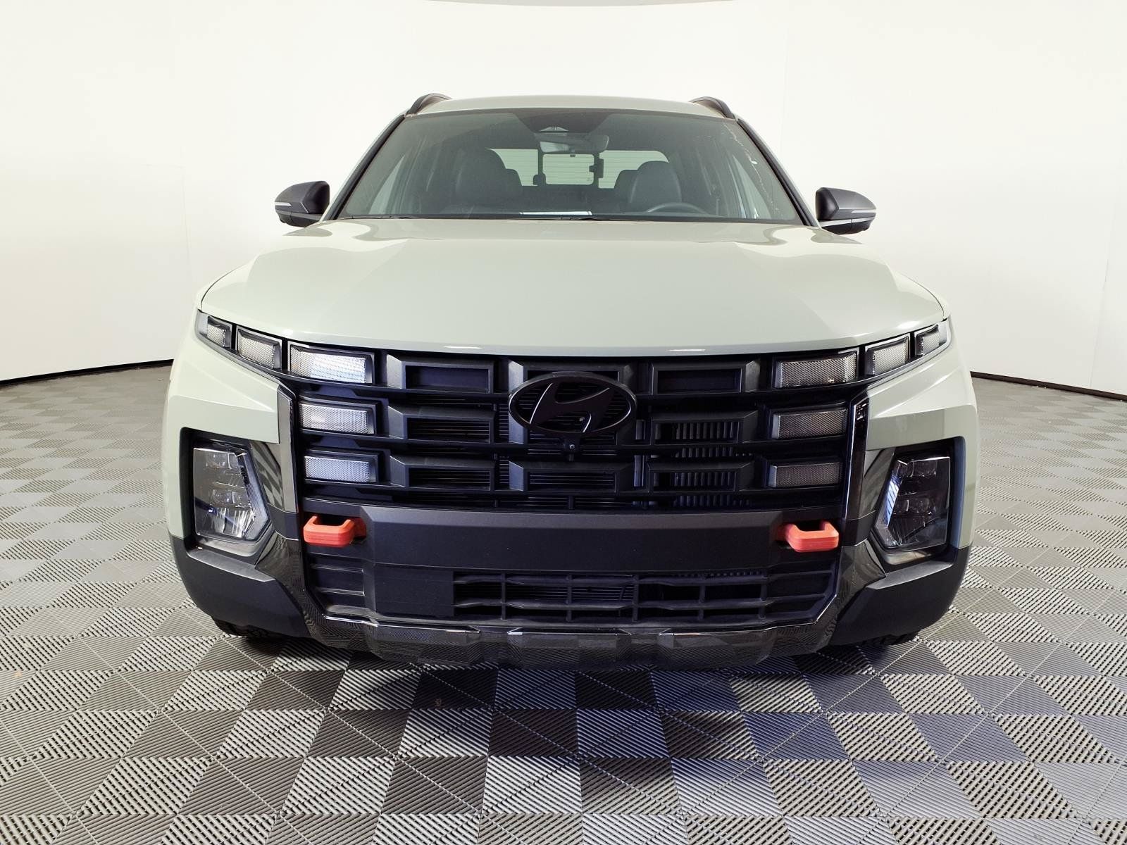 Certified 2025 Hyundai Santa Cruz XRT AWD/4WD image 2