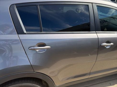 Used 2013 Kia Sportage LX w/ Convenience Pkg image 8