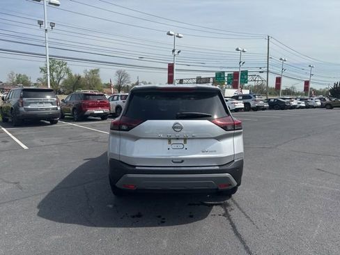 Certified 2023 Nissan Rogue SV w/ SV Premium B Package image 6