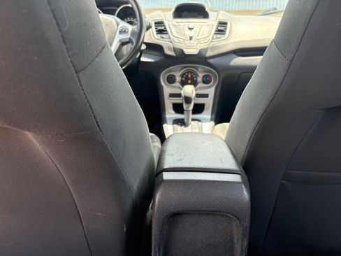 Used 2014 Ford Fiesta SE FWD image 11