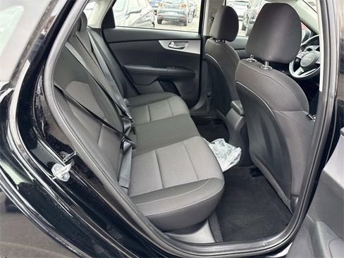 Used 2023 Kia Forte LXS image 11