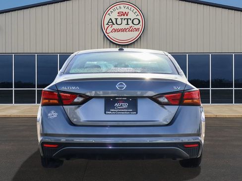 Used 2022 Nissan Altima 2.5 SV FWD image 6
