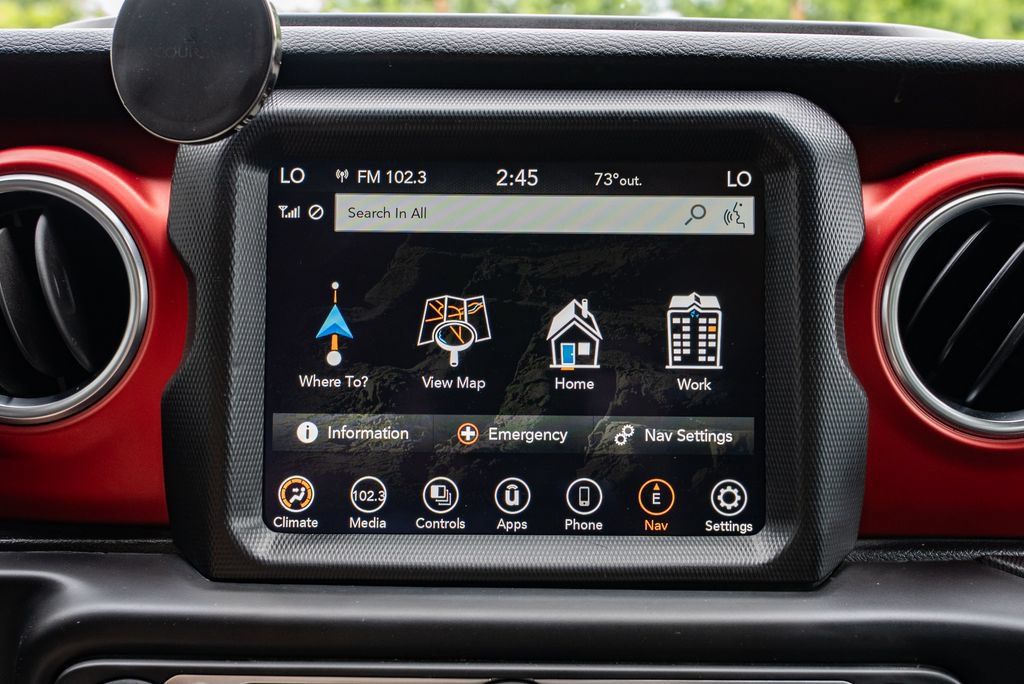 Used 2021 Jeep Gladiator Rubicon AWD/4WD image 17
