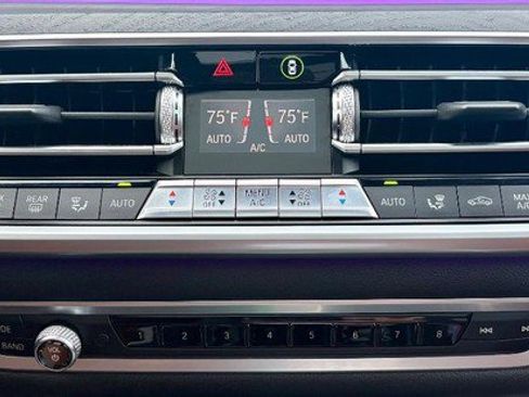 Used 2020 BMW X7 M50i image 29