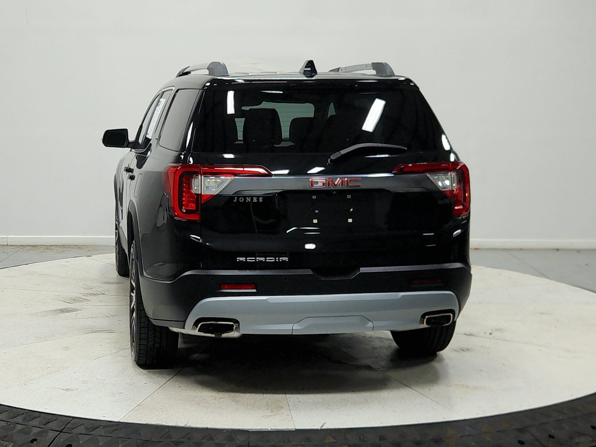 Used 2020 GMC Acadia SLT w/ LPO, Black Accent Package FWD image 7