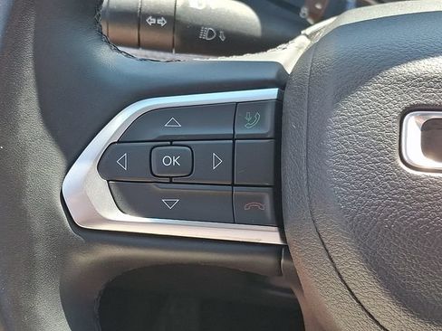 Used 2022 Jeep Compass Latitude w/ Sun and Sound Group AWD/4WD image 22