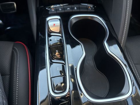 Used 2023 Buick Envision Essence w/ Sport Touring Package image 20