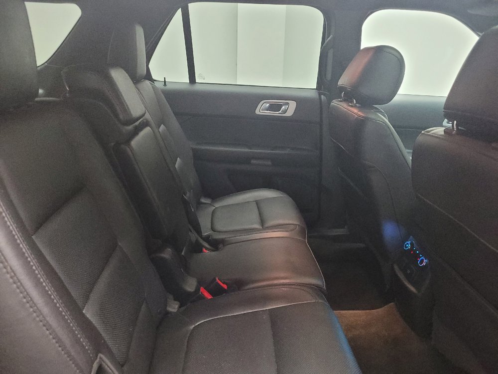 Used 2014 Ford Explorer Limited w/ Equipment Group 302A AWD/4WD image 19
