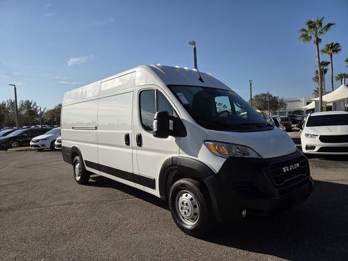 Used 2023 RAM ProMaster 3500 w/ Driver Convenience Group image 2
