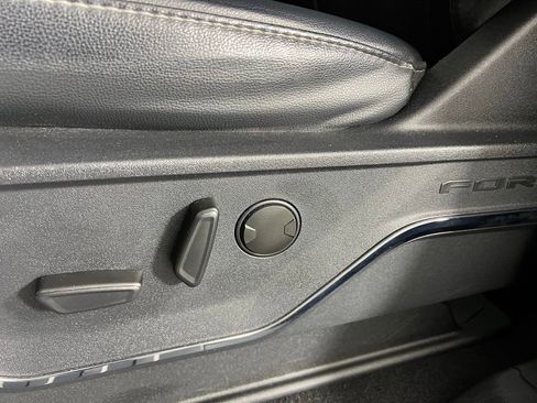 Used 2024 Ford F250 Lariat image 25