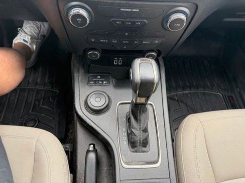 Used 2019 Ford Ranger XLT w/ Equipment Group 301A Mid AWD/4WD image 13