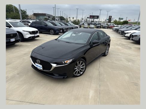 Used 2021 MAZDA MAZDA3 s FWD image 1