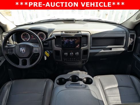 Used 2016 RAM 3500 Tradesman w/ Chrome Appearance Group RWD image 14