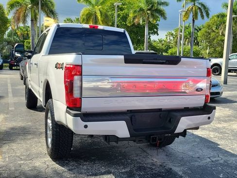Used 2018 Ford F250 Platinum w/ Platinum Ultimate Package AWD/4WD image 4
