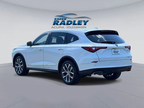 Certified 2024 Acura MDX SH-AWD w/ Technology Package image 4