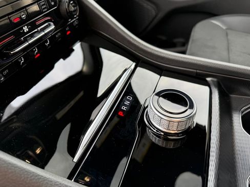 New 2025 Jeep Grand Cherokee Altitude image 24