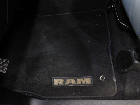 Used 2019 RAM 1500 Express image 34