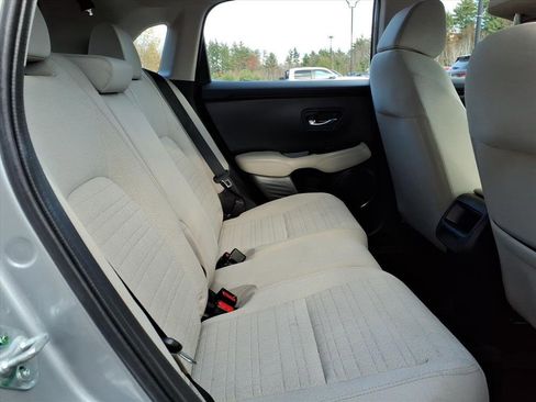 Used 2023 Honda HR-V LX image 6