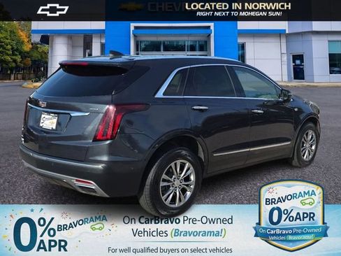 Certified 2022 Cadillac XT5 Premium Luxury w/ Technology Package AWD/4WD image 5