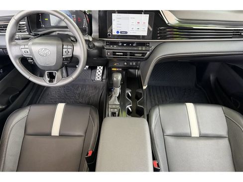 Certified 2025 Toyota Camry SE FWD image 30