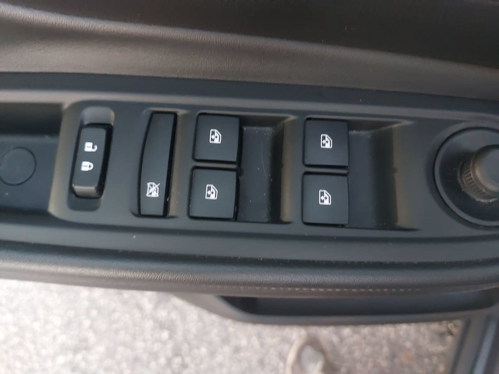 Used 2017 Buick Encore Premium w/ Experience Buick Package AWD/4WD image 27