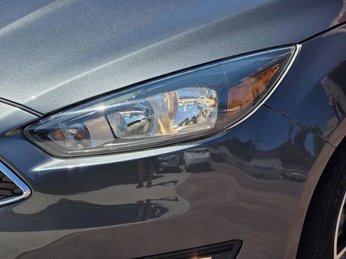 Used 2017 Ford Focus SEL FWD image 7