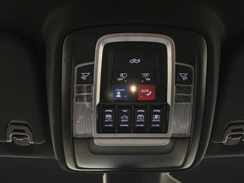 Used 2025 RAM 1500 Laramie w/ Laramie Southwest Edition AWD/4WD image 32
