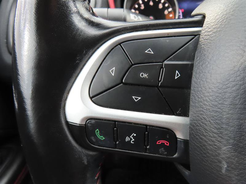 Used 2020 Jeep Compass Trailhawk AWD/4WD image 27