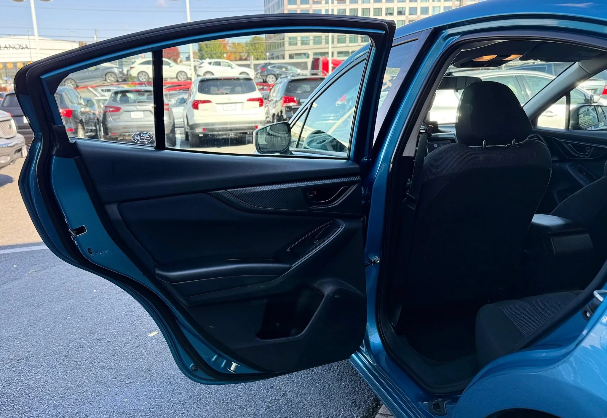Used 2018 Subaru Impreza 2.0i AWD/4WD image 24