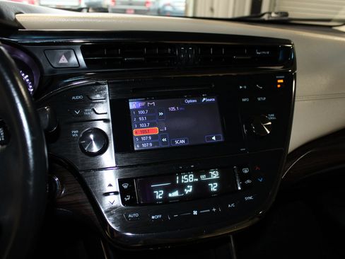 Used 2014 Toyota Avalon XLE FWD image 14