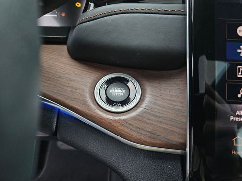 Used 2022 Jeep Grand Cherokee Summit w/ Advanced Protech Group IV image 23