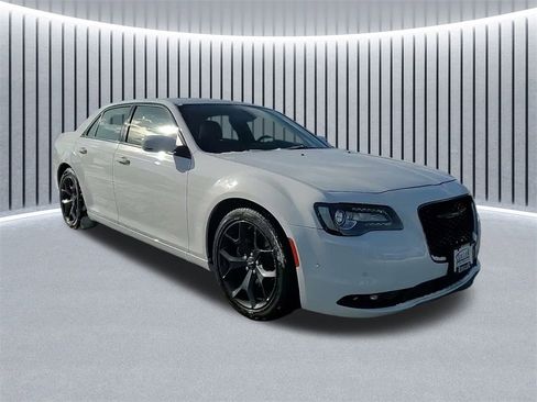 Used 2023 Chrysler 300 S w/ Comfort Group image 1
