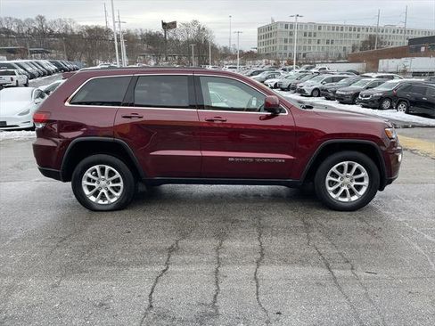 Certified 2022 Jeep Grand Cherokee Laredo E image 7