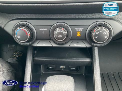 Used 2023 Kia Forte LXS w/ LXS Technology Package image 12