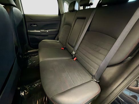 Used 2024 Mitsubishi Outlander Sport SE image 13