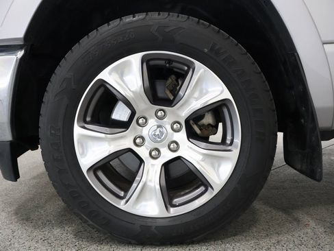 Used 2020 RAM 1500 Laramie image 5
