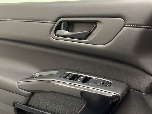 New 2026 Nissan Pathfinder SV AWD/4WD image 14