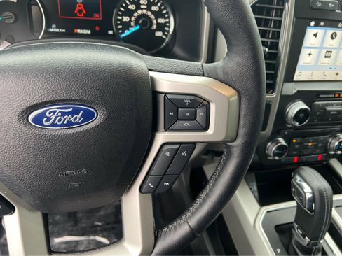 Certified 2018 Ford F150 Lariat w/ Equipment Group 502A Luxury image 34